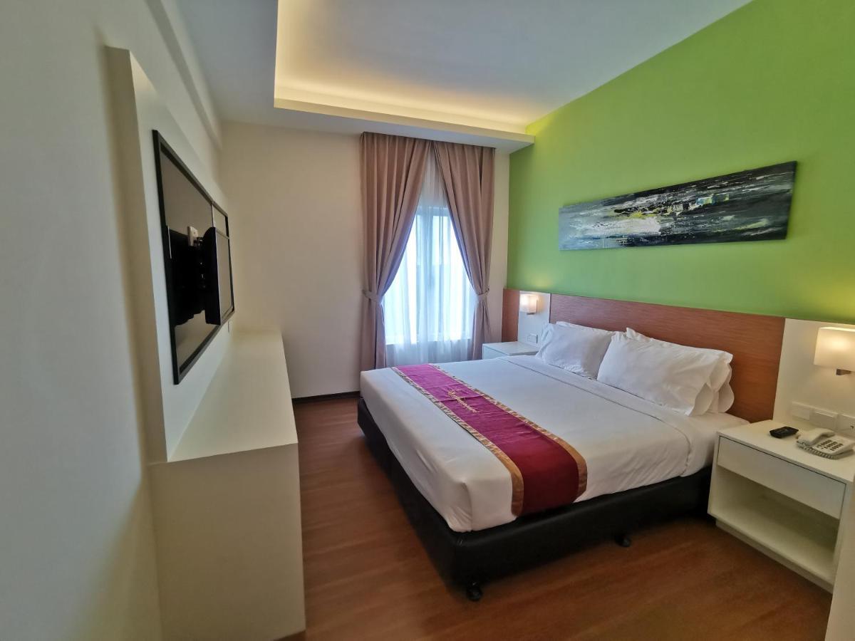 Amansari Hotel Desaru Bagian luar foto